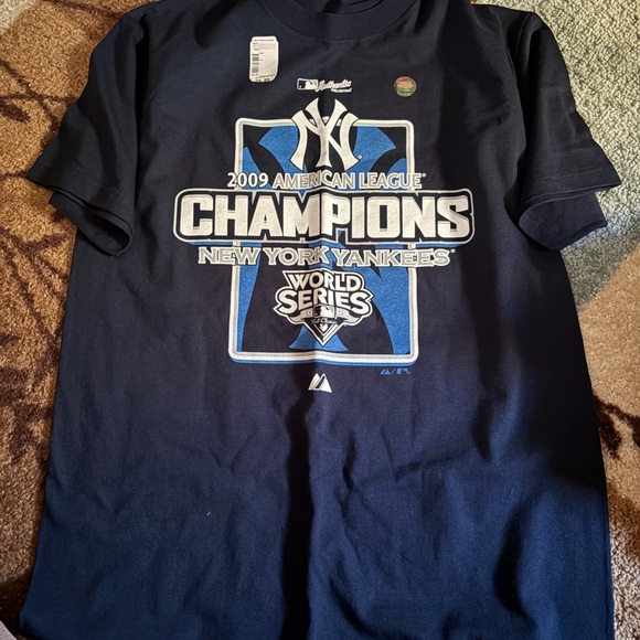 Majestic Navy Blue Apparel - Picture 1 of 2
